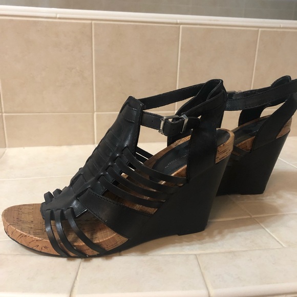 BCBGeneration Sandals - Picture 3 of 3